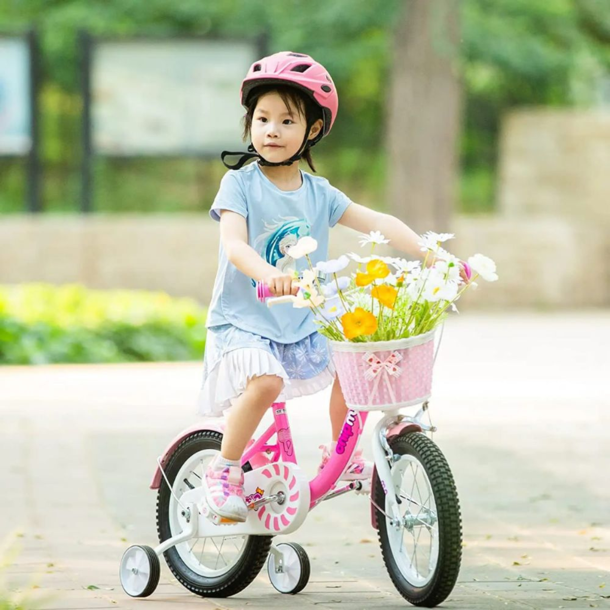 Little girl best sale bike accessories